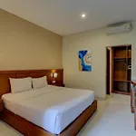 Oyo Life 92852 Singgah Hotel Legian