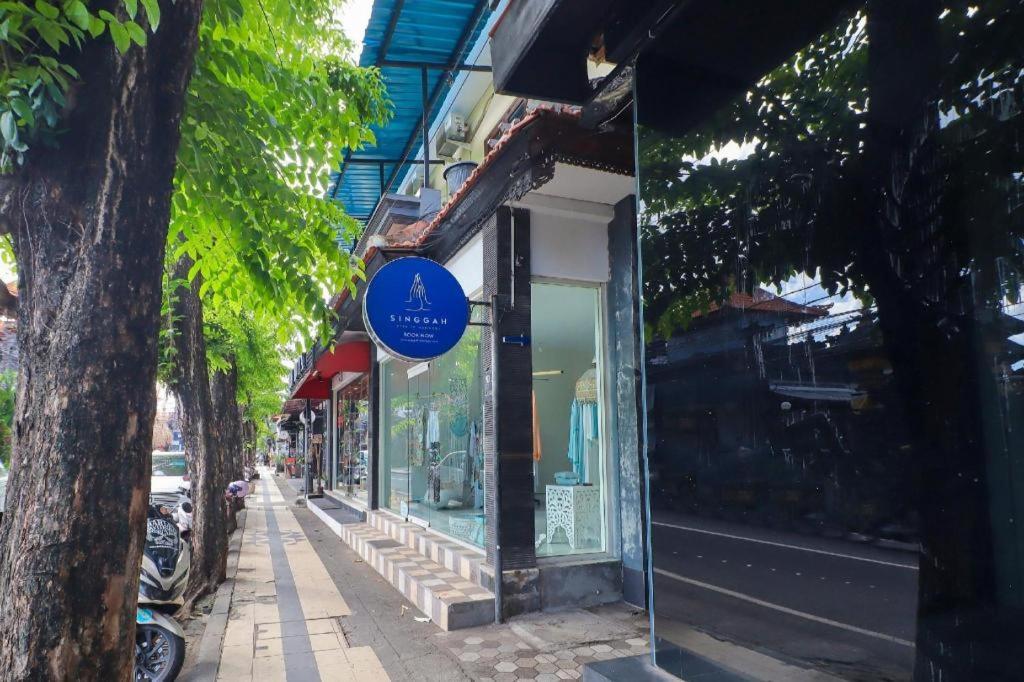 Oyo Life 92852 Singgah Hotel Legian (Bali)