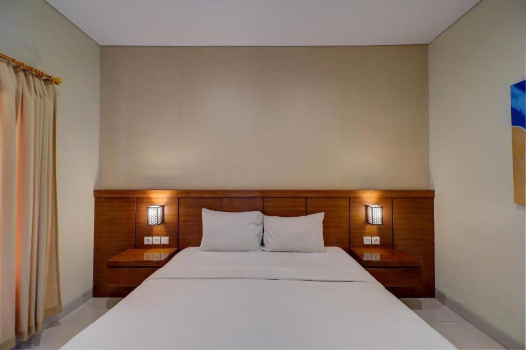 Oyo Life 92852 Singgah Hotel